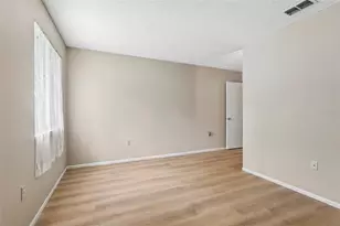 8419 Laurelon Pl, Temple Terrace, FL 33637 - Photo 29