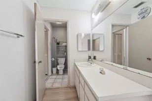 8419 Laurelon Pl, Temple Terrace, FL 33637 - Photo 19