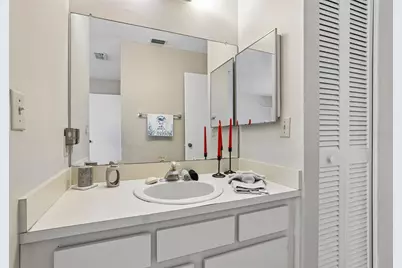 8419 Laurelon Place, Temple Terrace, FL 33637 - Photo 35