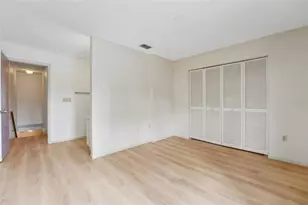 8419 Laurelon Pl, Temple Terrace, FL 33637 - Photo 21