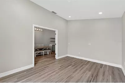 523 Napa Valley Circle, Valrico, FL 33594 - Photo 29