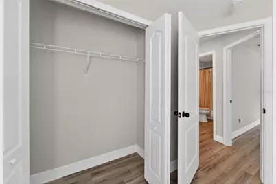 523 Napa Valley Circle, Valrico, FL 33594 - Photo 15