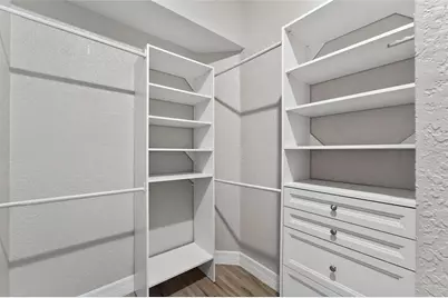 523 Napa Valley Circle, Valrico, FL 33594 - Photo 27