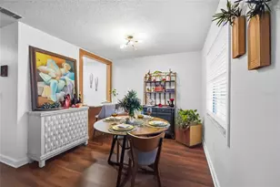 5925 Terrace Park Dr N, Saint Petersburg, FL 33709 - Photo 7