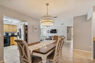 605 25th St SW, Largo, FL 33770 - Photo 15