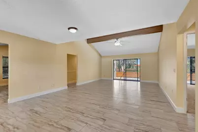 5017 80th Avenue Circle E, Sarasota, FL 34243 - Photo 5