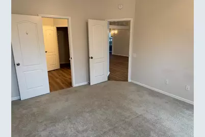 9307 Huntington Park Way, Tampa, FL 33647 - Photo 11