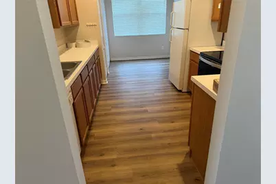 9307 Huntington Park Way, Tampa, FL 33647 - Photo 3