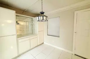 4718 Christa Ct, Tampa, FL 33614 - Photo 7