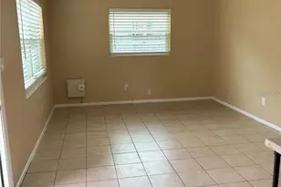 1427 15th St S, Saint Petersburg, FL 33705 - Photo 3