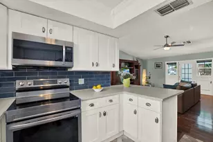 4941 Cardinal Trail, Palm Harbor, FL 34683 - Photo 17