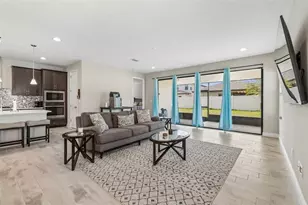 12453 Horseshoe Bend Dr, Lithia, FL 33547 - Photo 9