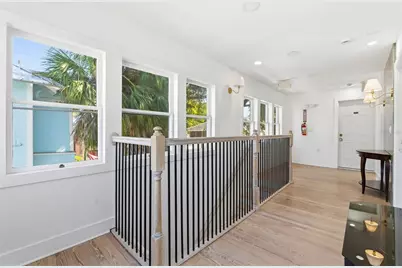 326 6th Avenue N, Saint Petersburg, FL 33701 - Photo 5
