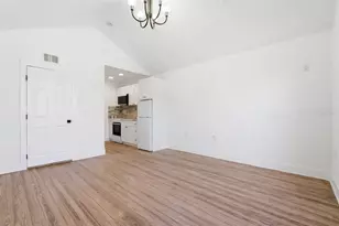 326 6th Ave N, Saint Petersburg, FL 33701 - Photo 7