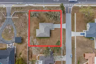 11734 Orange Ct, Dade City, FL 33525 - Photo 3