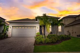 5413 Wishing Arch Dr, Apollo Beach, FL 33572 - Photo 3
