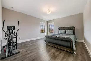 2913 Valencia Ridge St, Valrico, FL 33596 - Photo 23