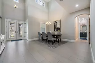 2913 Valencia Ridge St, Valrico, FL 33596 - Photo 11