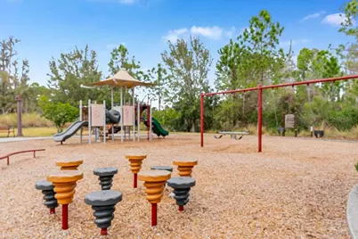 3963 Empoli Court, Wesley Chapel, FL 33543 - Photo 81