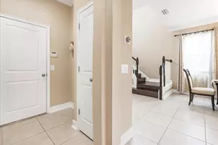 3963 Empoli Ct, Wesley Chapel, FL 33543 - Photo 7