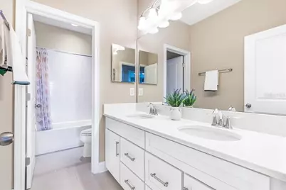 3963 Empoli Court, Wesley Chapel, FL 33543 - Photo 29