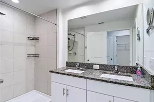 840 Tennyson Mill Cir, Tampa, FL 33619 - Photo 11