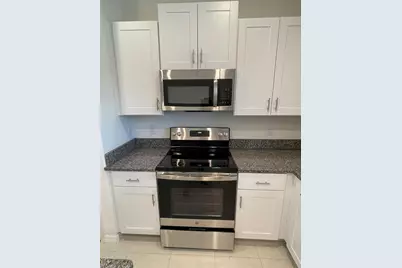 840 Tennyson Mill Circle, Tampa, FL 33619 - Photo 5