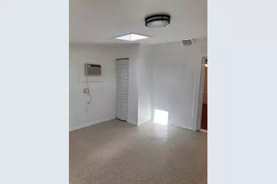 7407 S 33rd Avenue S, Tampa, FL 33619 - Photo 15