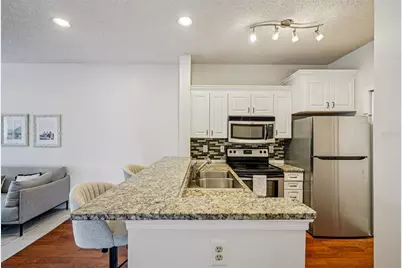 4211 Chatham Oak Court #123, Tampa, FL 33624 - Photo 7