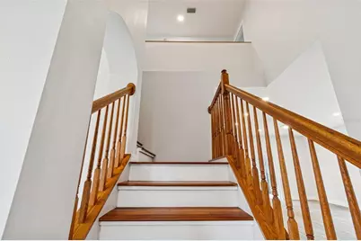 18154 Sandy Pointe Drive, Tampa, FL 33647 - Photo 37