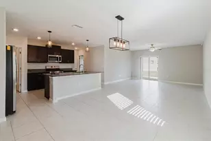 9411 Lemon Drop Loop, Sun City Center, FL 33573 - Photo 7