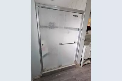 553 Robin Hill Circle, Brandon, FL 33510 - Photo 11