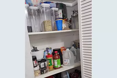 553 Robin Hill Circle, Brandon, FL 33510 - Photo 7