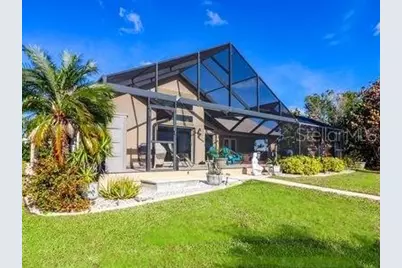 11779 SW Dallas Drive S, Lake Suzy, FL 34269 - Photo 9