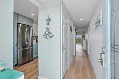 11901 Lagoon Lane #303, Treasure Island, FL 33706 - Photo 7