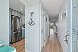 11901 Lagoon Ln, Treasure Island, FL 33706 - Photo 7