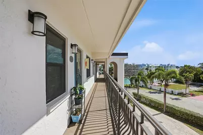 11901 Lagoon Lane #303, Treasure Island, FL 33706 - Photo 5