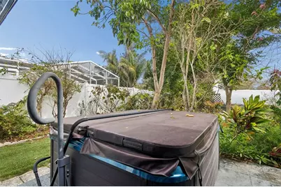 606 Grovewood Lane, Largo, FL 33770 - Photo 51