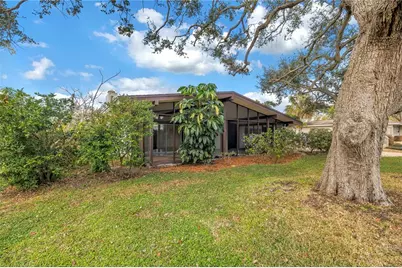 6069 4th Avenue N, Saint Petersburg, FL 33710 - Photo 5