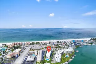 9755 Harrell Ave, Treasure Island, FL 33706 - Photo 19