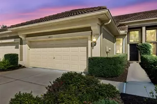 4813 Michelle Ln, Palm Harbor, FL 34684 - Photo 1