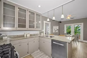 2909 W San Isidro St, Tampa, FL 33629 - Photo 23