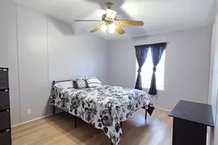 1450 Golden Glow Dr, Ruskin, FL 33570 - Photo 27