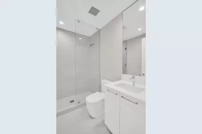 275 1st Avenue S #1104, Saint Petersburg, FL 33701 - Photo 29