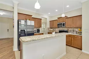 313 Shell Manor Dr, Ruskin, FL 33570 - Photo 17