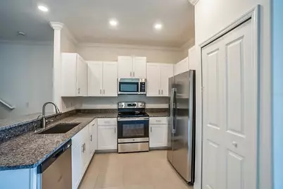 30766 Veridian Way, Wesley Chapel, FL 33543 - Photo 7