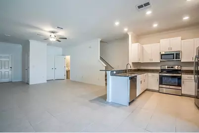 30766 Veridian Way, Wesley Chapel, FL 33543 - Photo 5