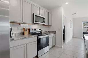 31019 Penny Surf Loop, Wesley Chapel, FL 33545 - Photo 7