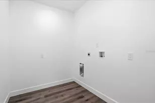 1535 13th St S, Saint Petersburg, FL 33705 - Photo 25