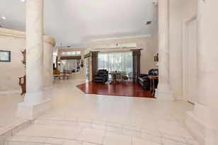 7890 134th St, Seminole, FL 33776 - Photo 11